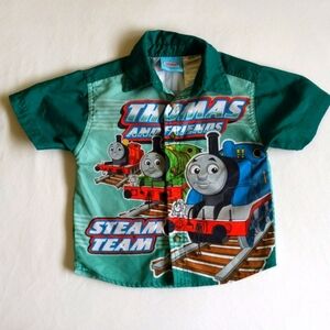 thomas the train button down short sleeve shirt 2T toddler boys